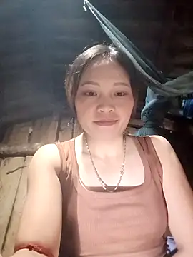 huhu-sexxy online show from November 21, 2025, 1:21 pm