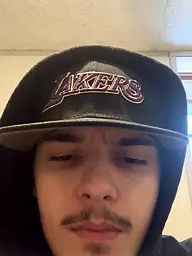 CarmeloA online show from December 2, 2025, 8:32 pm