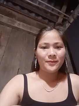 Snapshot of Lyssa-a chatting on May 16, 2026, 9:36 pm Lyssa-a online show from May 16, 2026, 9:36 pm
