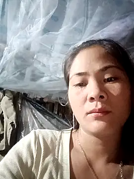 Lyssa-a online show from November 4, 2025, 10:46 pm