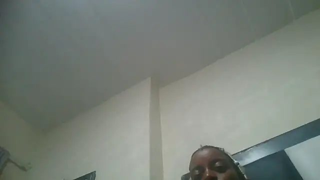 Snapshot of fifiqueen25 chatting on February 25, 2026, 11:04 pm fifiqueen25 online show from February 25, 2026, 11:04 pm