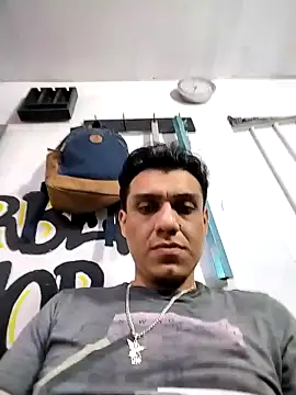 Snapshot of Albertlaynver chatting on October 15, 2025, 2:21 am Albertlaynver online show from October 15, 2025, 2:21 am
