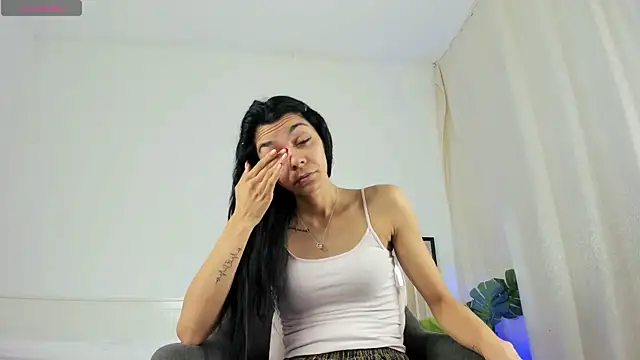 ReneeVoss online show from January 6, 2026, 3:43 am