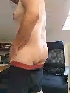 nicolaspgarnier online show from March 10, 2026, 4:22 pm