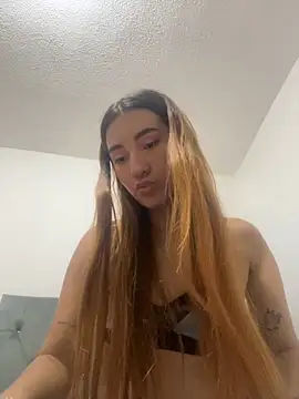 Snapshot of kittyrush_ chatting on November 30, 2025, 4:24 am kittyrush online show from November 30, 2025, 4:24 am