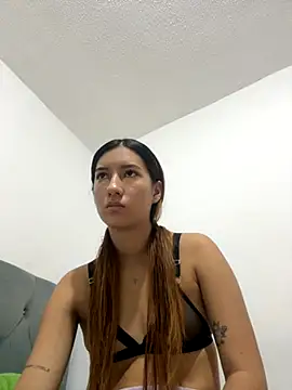 Snapshot of kittyrush_ chatting on November 29, 2025, 1:17 am kittyrush online show from November 29, 2025, 1:17 am