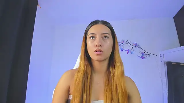 Snapshot of kittyrush_ chatting on January 6, 2026, 5:44 am kittyrush online show from January 6, 2026, 5:44 am