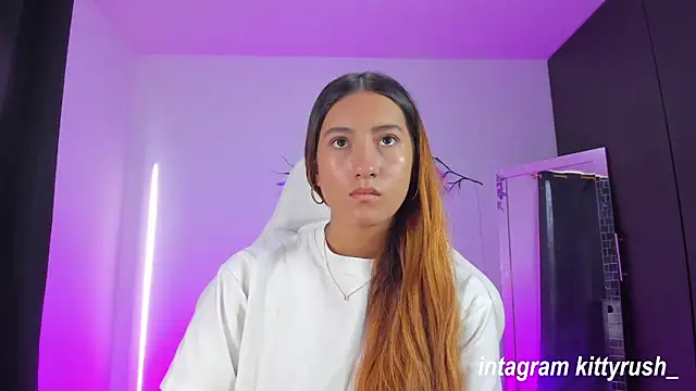 Snapshot of kittyrush_ chatting on February 12, 2026, 9:25 pm kittyrush online show from February 12, 2026, 9:25 pm