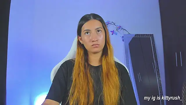 Snapshot of kittyrush_ chatting on February 3, 2026, 3:26 am kittyrush online show from February 3, 2026, 3:26 am