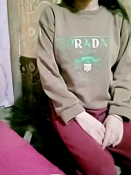 Snapshot of Zulylady chatting on November 7, 2025, 2:38 am Zulylady online show from November 7, 2025, 2:38 am