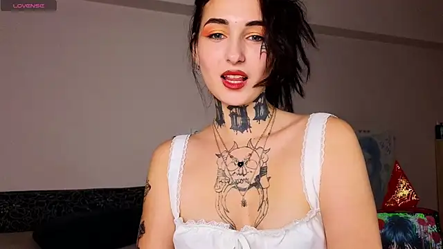 Green Lisa online show from October 27, 2025, 2:29 pm