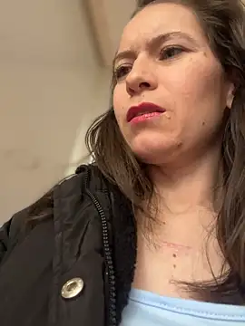 AlanaRius18 online show from March 28, 2026, 1:12 pm