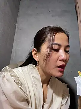 Snapshot of Miss-World00 chatting on February 7, 2026, 12:07 am Miss-World00 online show from February 7, 2026, 12:07 am