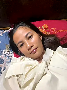 Snapshot of Miss-World00 chatting on November 17, 2025, 7:01 am Miss-World00 online show from November 17, 2025, 7:01 am