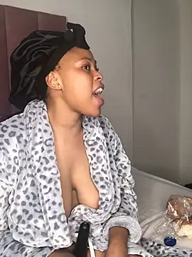 Bubbles156 online show from April 18, 2026, 1:57 pm