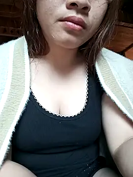 Snapshot of Mising5022 chatting on November 14, 2025, 12:58 am Mising5022 online show from November 14, 2025, 12:58 am