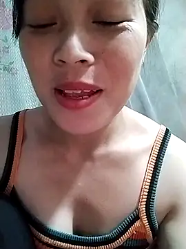 Snapshot of Hani-i chatting on October 26, 2025, 8:59 am Hani-i online show from October 26, 2025, 8:59 am