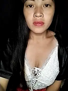 Snapshot of Hani-i chatting on October 23, 2025, 9:02 pm Hani-i online show from October 23, 2025, 9:02 pm