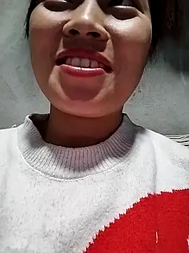 Snapshot of Hani-i chatting on November 29, 2025, 9:31 am Hani-i online show from November 29, 2025, 9:31 am