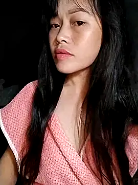 Snapshot of Hani-i chatting on November 3, 2025, 9:07 pm Hani-i online show from November 3, 2025, 9:07 pm