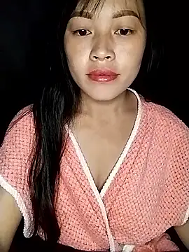 Snapshot of Hani-i chatting on October 28, 2025, 9:25 pm Hani-i online show from October 28, 2025, 9:25 pm