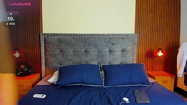 Apolo moon18 online show from November 19, 2025, 2:33 am