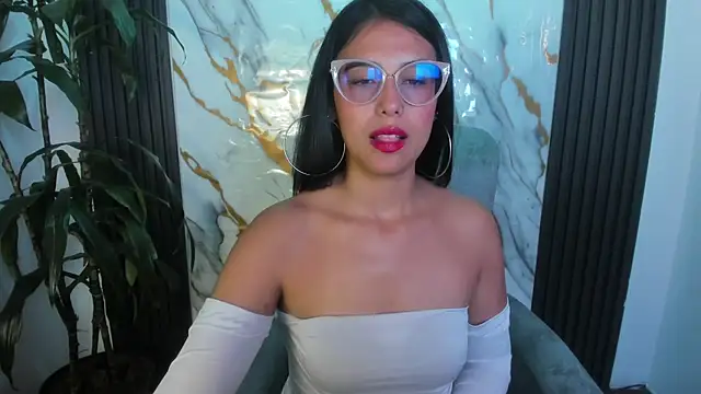 Snapshot of Sub_Scarlett chatting on February 11, 2026, 1:44 pm Sub Scarlett online show from February 11, 2026, 1:44 pm