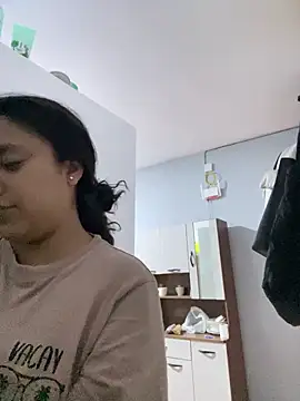 Snapshot of Techi0525 chatting on February 14, 2026, 9:48 pm Techi0525 online show from February 14, 2026, 9:48 pm