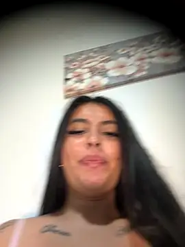 Snapshot of I_Amvictoria chatting on October 18, 2025, 8:22 pm I Amvictoria online show from October 18, 2025, 8:22 pm