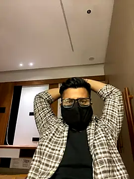 Snapshot of Notme_09 chatting on October 26, 2025, 1:11 pm Notme 09 online show from October 26, 2025, 1:11 pm