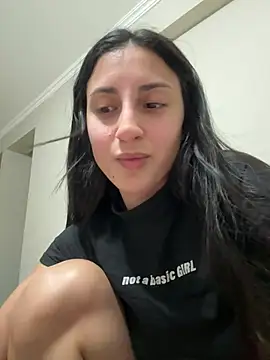 itsmiasofia online show from June 30, 2026, 2:44 am