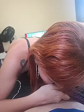 Snapshot of PorcelainDoll1 chatting on December 19, 2025, 10:06 am PorcelainDoll1 online show from December 19, 2025, 10:06 am