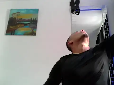 Snapshot of DaamonSlader_ chatting on February 18, 2026, 8:49 pm DaamonSlader online show from February 18, 2026, 8:49 pm