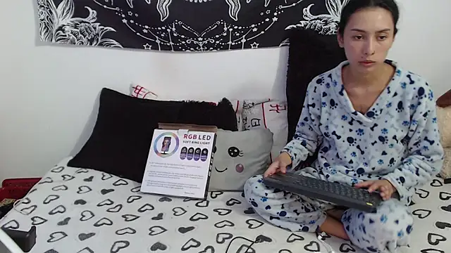 abby n emily online show from February 10, 2026, 2:27 pm