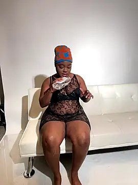 Desireexoxo online show from November 5, 2025, 2:09 pm