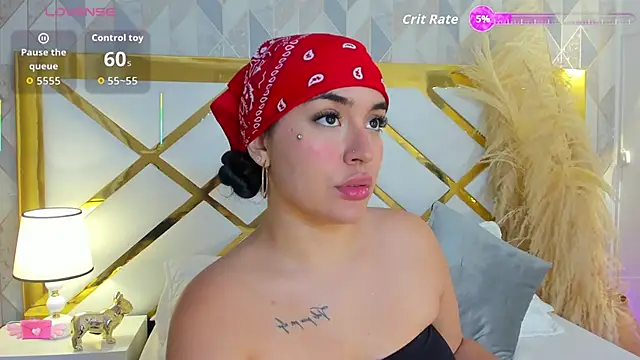 DevoraCarther online show from November 28, 2025, 8:42 pm