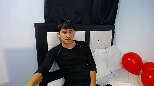 Snapshot of Dravith_Valery chatting on February 15, 2026, 4:57 am Dravith Valery online show from February 15, 2026, 4:57 am