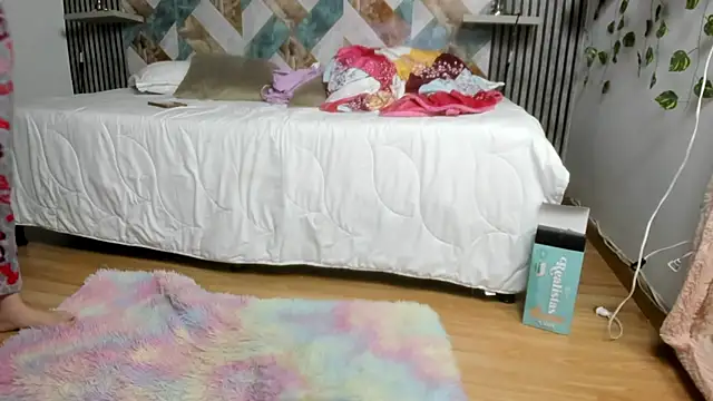 Diosadelchat online show from November 4, 2025, 3:32 am