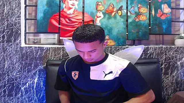 Snapshot of Natan_Latino chatting on April 15, 2026, 1:55 am Natan Latino online show from April 15, 2026, 1:55 am