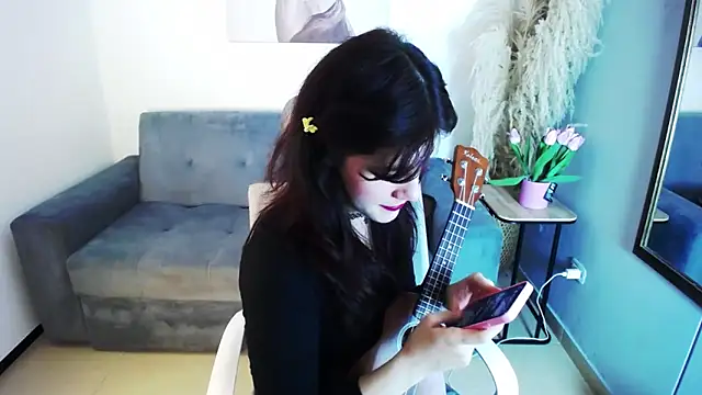 AmberPixie  online show from May 15, 2026, 2:31 am