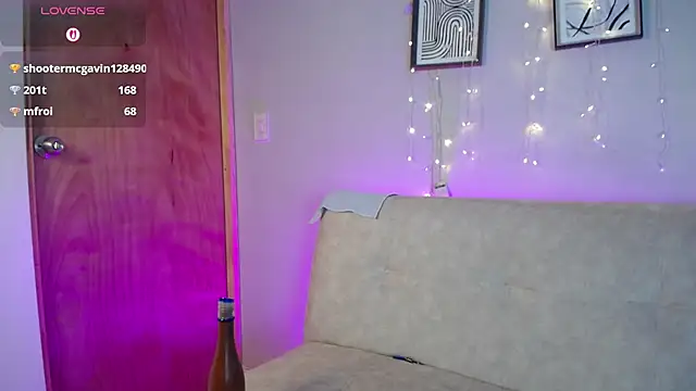 Sweet Bella Valery online show from March 16, 2026, 12:51 am