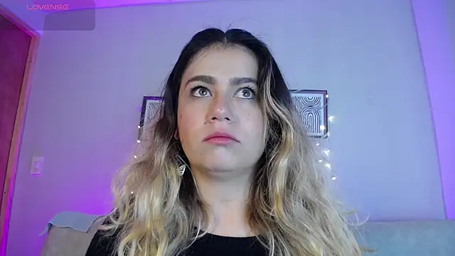 Sweet Bella Valery online show from March 15, 2026, 12:45 pm