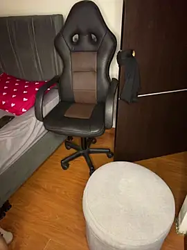 Snapshot of chucky_karla chatting on February 12, 2026, 4:12 am chucky karla online show from February 12, 2026, 4:12 am