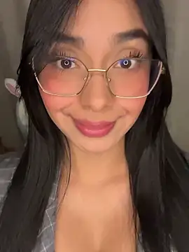 MiaSofia   online show from January 15, 2026, 4:38 am