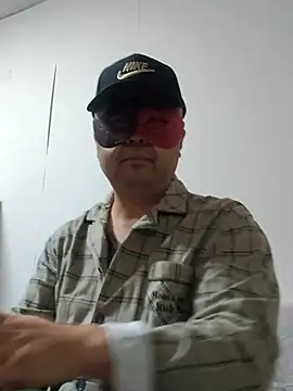 Snapshot of caige8888 chatting on October 25, 2025, 9:19 am caige8888 online show from October 25, 2025, 9:19 am