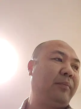 Snapshot of caige8888 chatting on October 26, 2025, 12:27 pm caige8888 online show from October 26, 2025, 12:27 pm