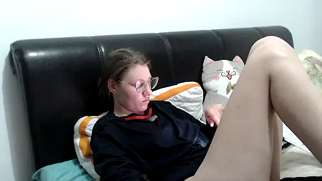 SandyCassie online show from March 14, 2026, 8:26 pm