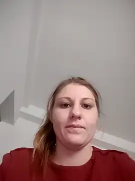 SandyCassie online show from March 18, 2026, 3:46 pm