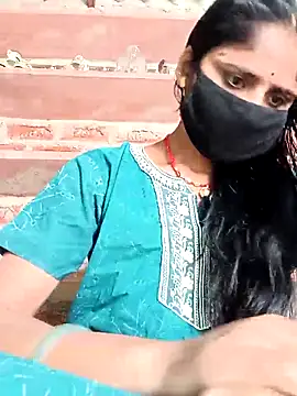 Snapshot of Rajni_chauhan chatting on February 12, 2026, 7:30 am Rajni chauhan online show from February 12, 2026, 7:30 am