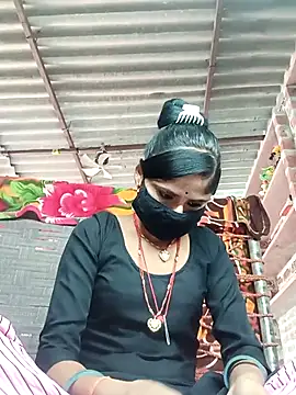 Rajni chauhan online show from November 7, 2025, 6:18 am